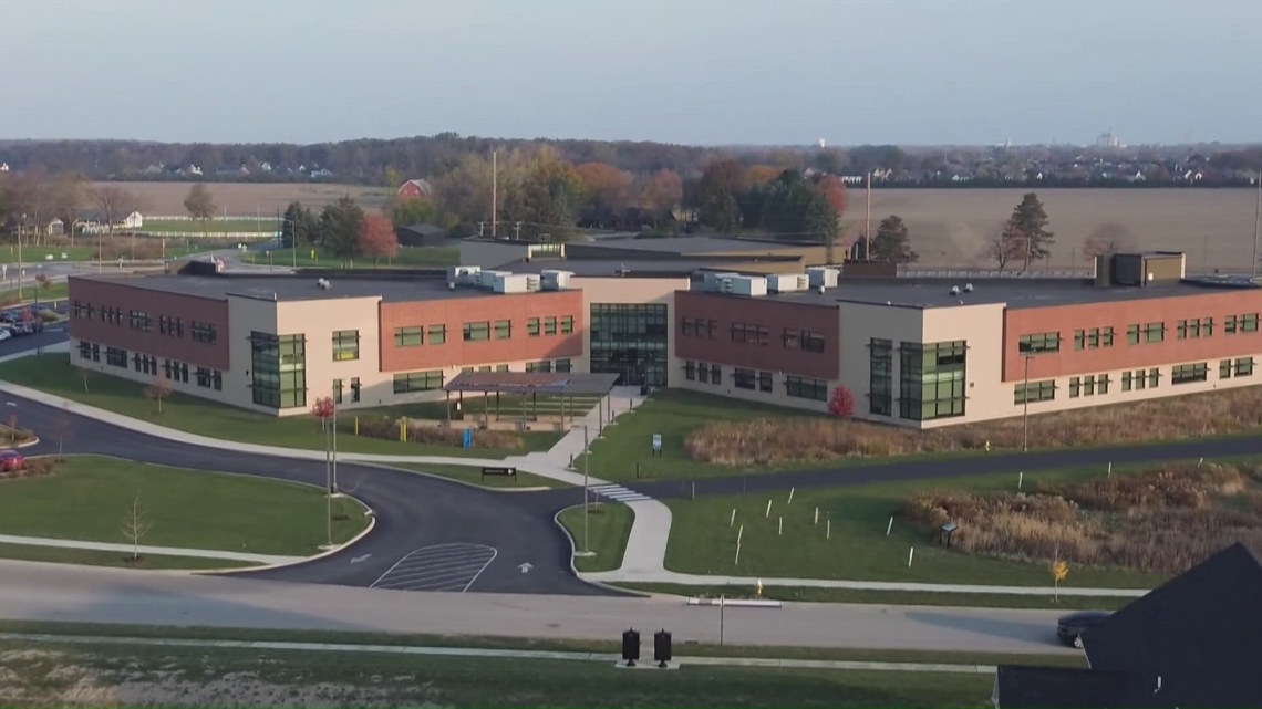 Perrysburg Schools board of education appoints new superintendent ...