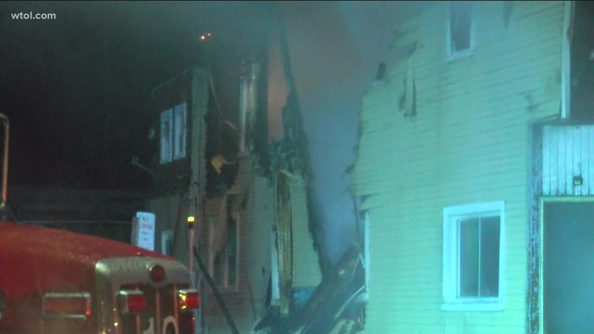 A fire early Thursday morning consumes an eight-unit apartment at Lorain & Newbury in South Toledo, no one lives in the building.