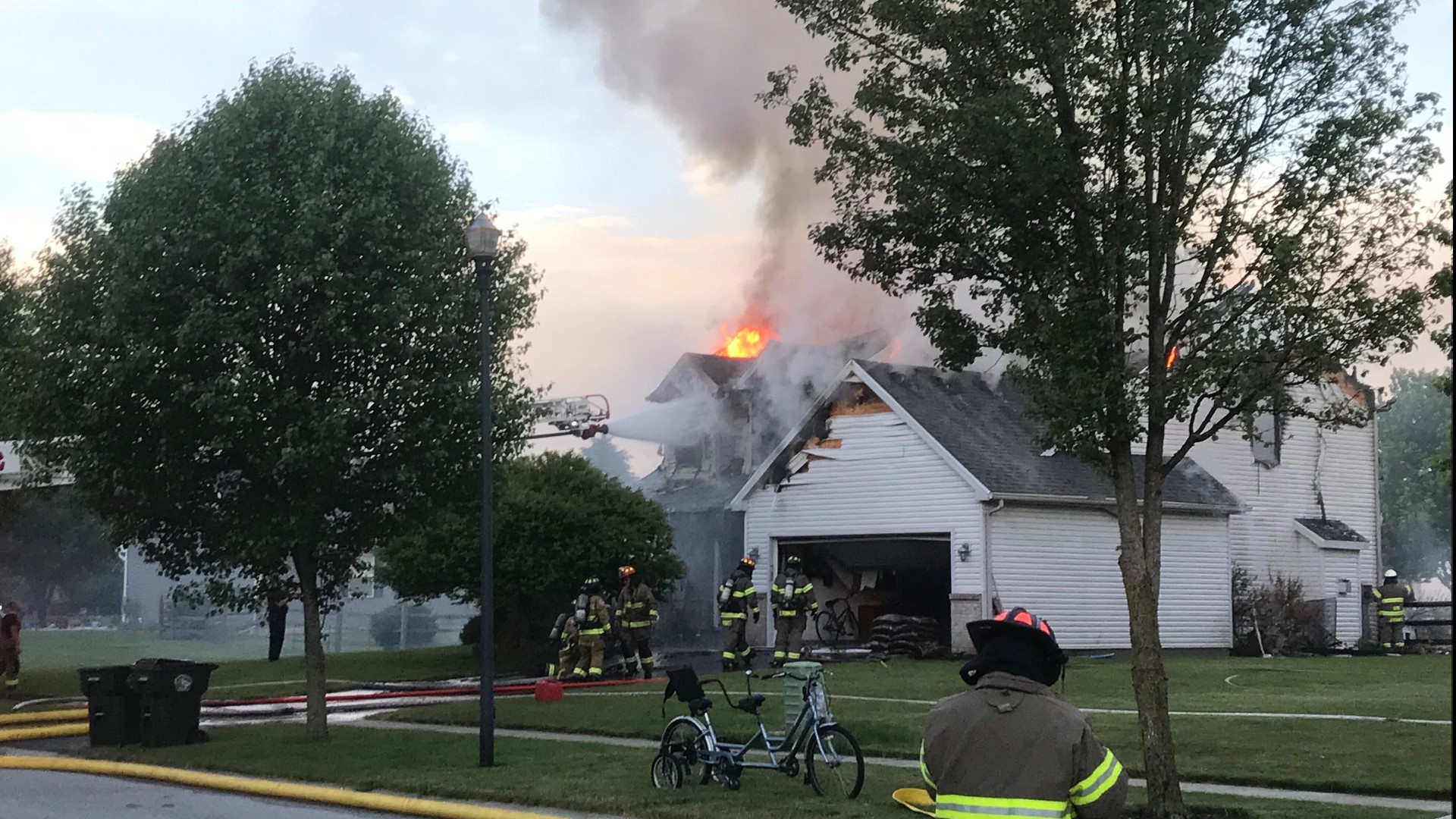 Family of four escapes Whitehouse house fire