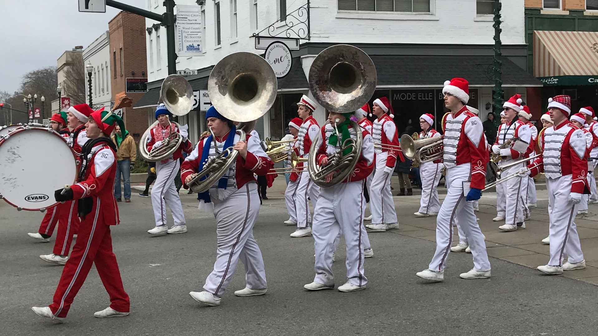 Register now for Bowling Green Ohio holiday parade