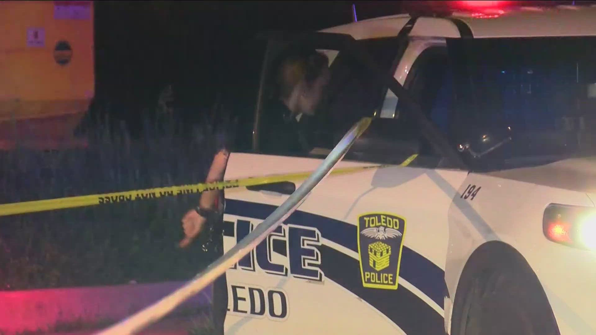 One person was killed in a shooting Wednesday morning at an apartment complex in south Toledo.
