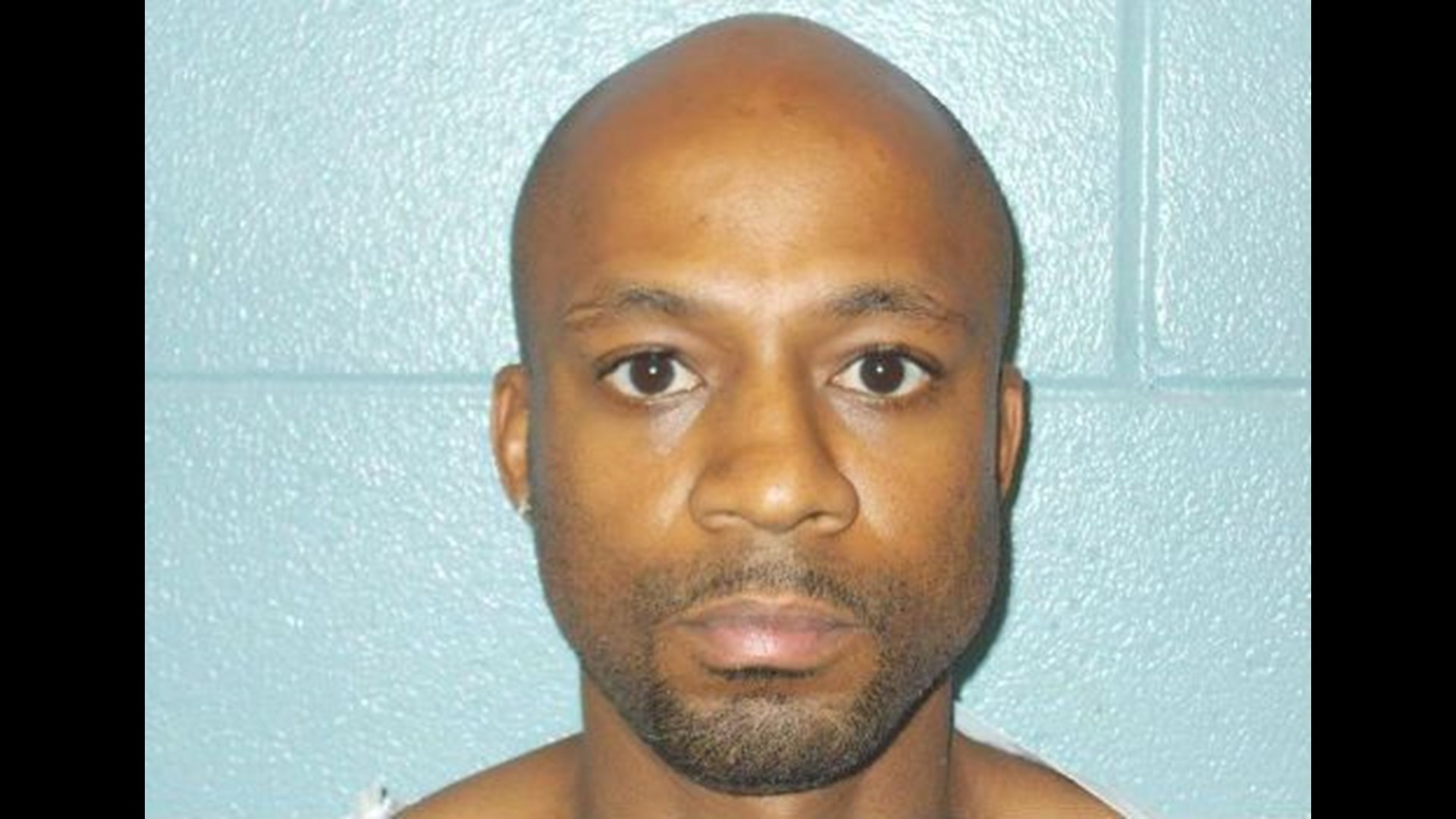 Man accused of killing Sandusky woman, 2 children begins trial