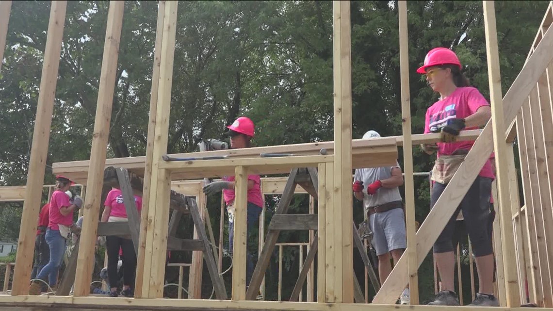 Habitat for Humanity Women Build helps domestic violence surviv - Vimarsana News
