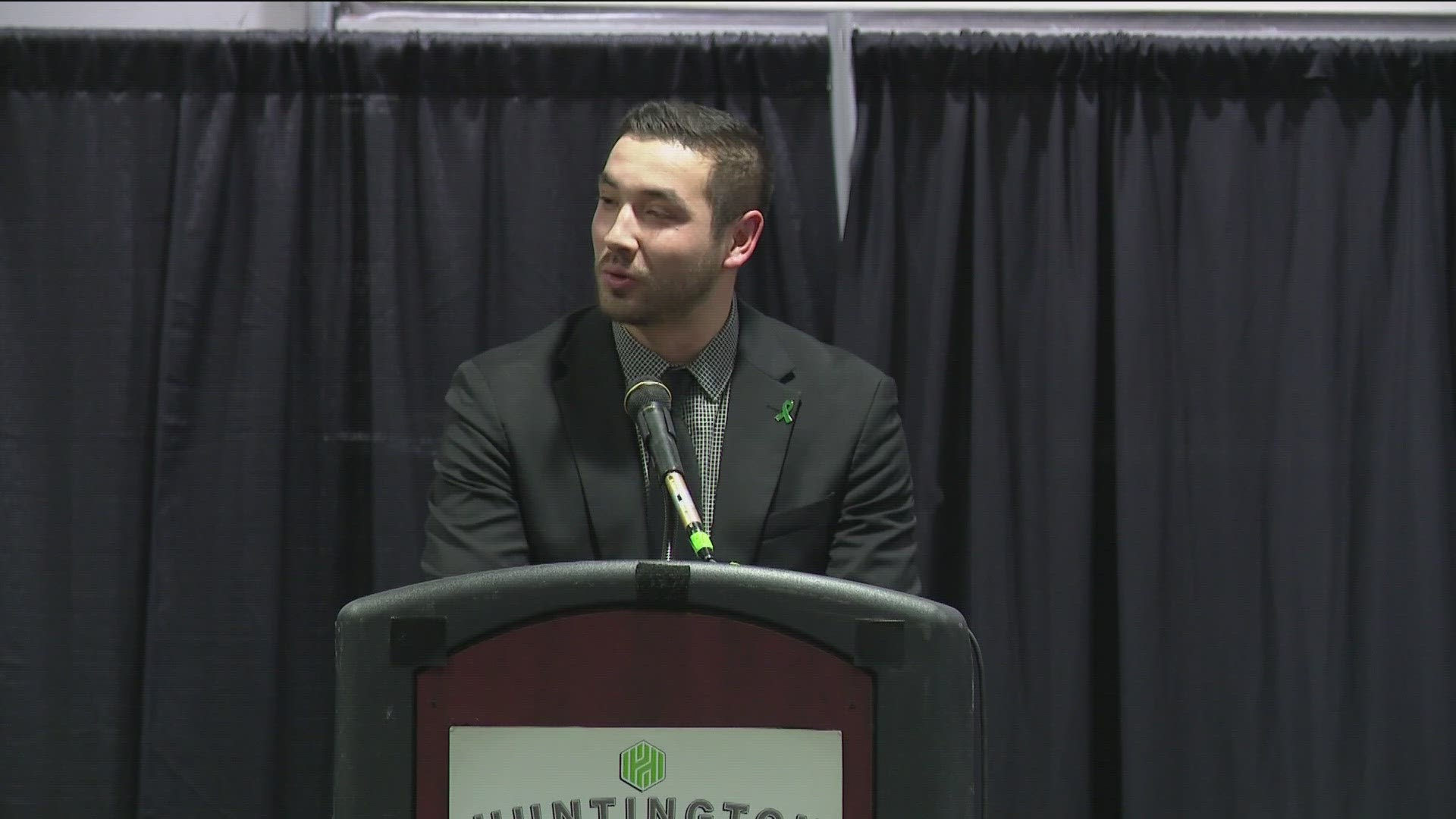 The event featured a conversation about mental health with former Walleye defenseman Simon Denis and team psychologist Ruth Ann Tetz.