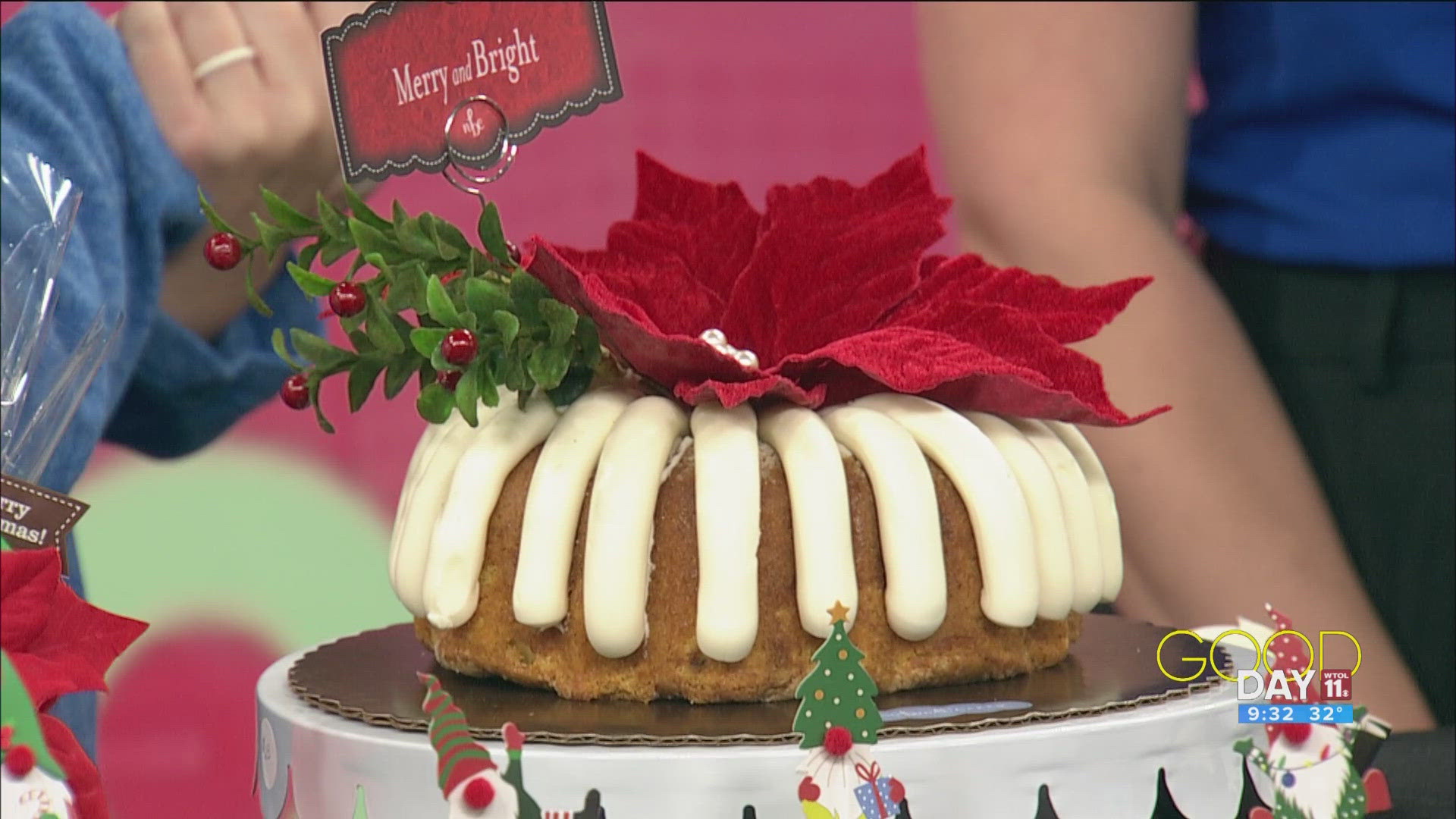 Impress the holiday dinner table with these Bundt cakes. Taylor Carter from Nothing Bundt Cakes in Toledo and Perrysburg explains.