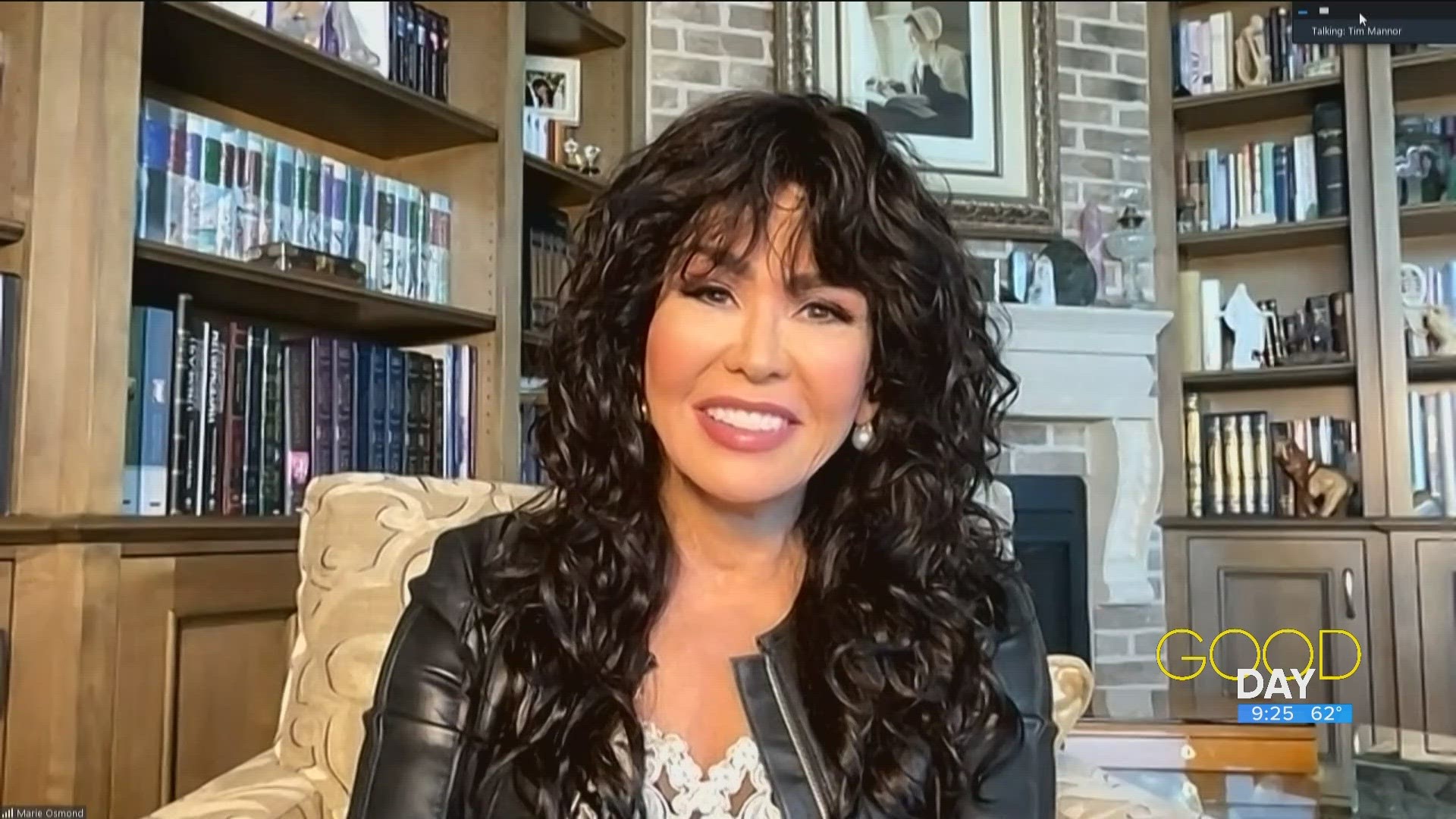 Amanda chats with Marie Osmond ahead of her scheduled performance in Findlay on Sept. 22.