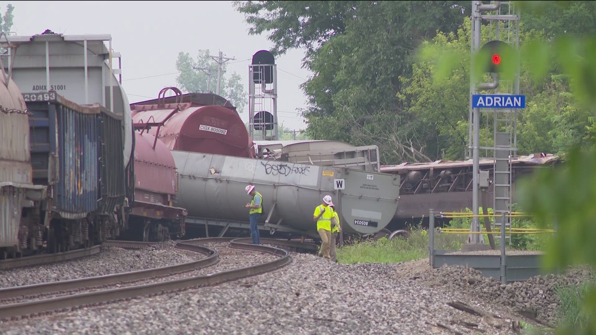 Officials with the Lenawee County Sheriff's Office said no one was hurt. One of the derailed cars had pressurized carbon dioxide in it.