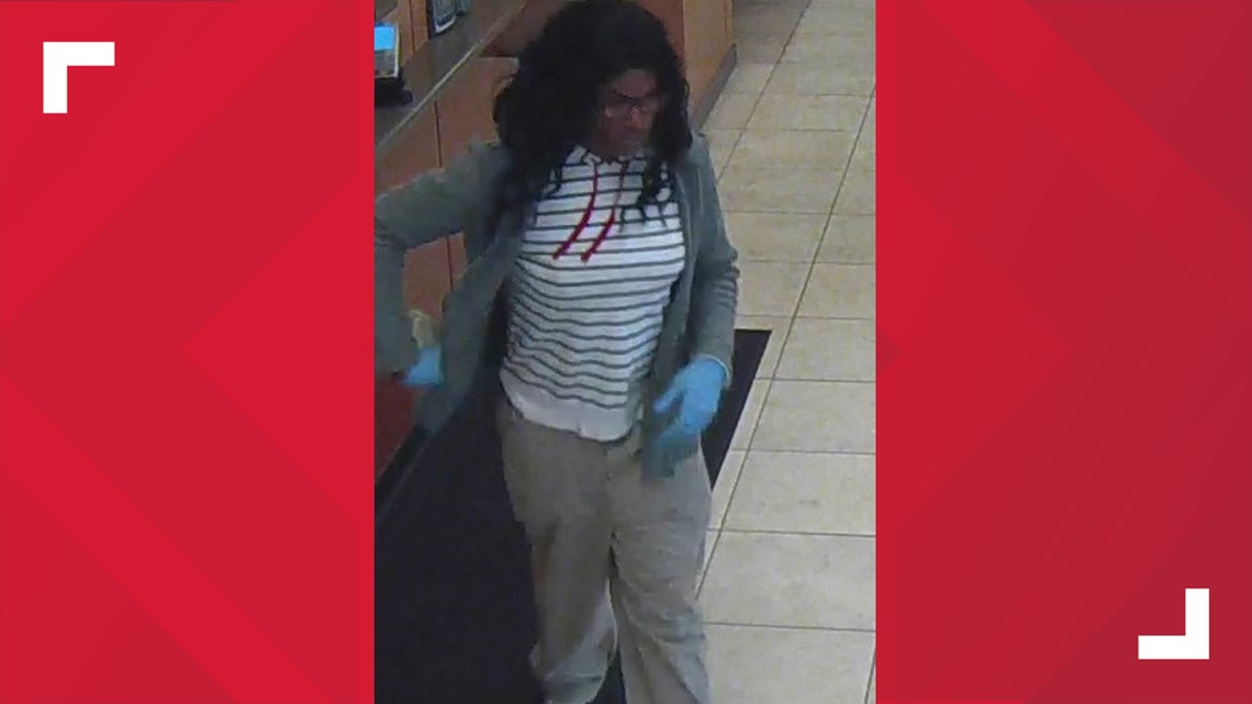 Toledo police searching for suspect in downtown 5/3 Bank robbery