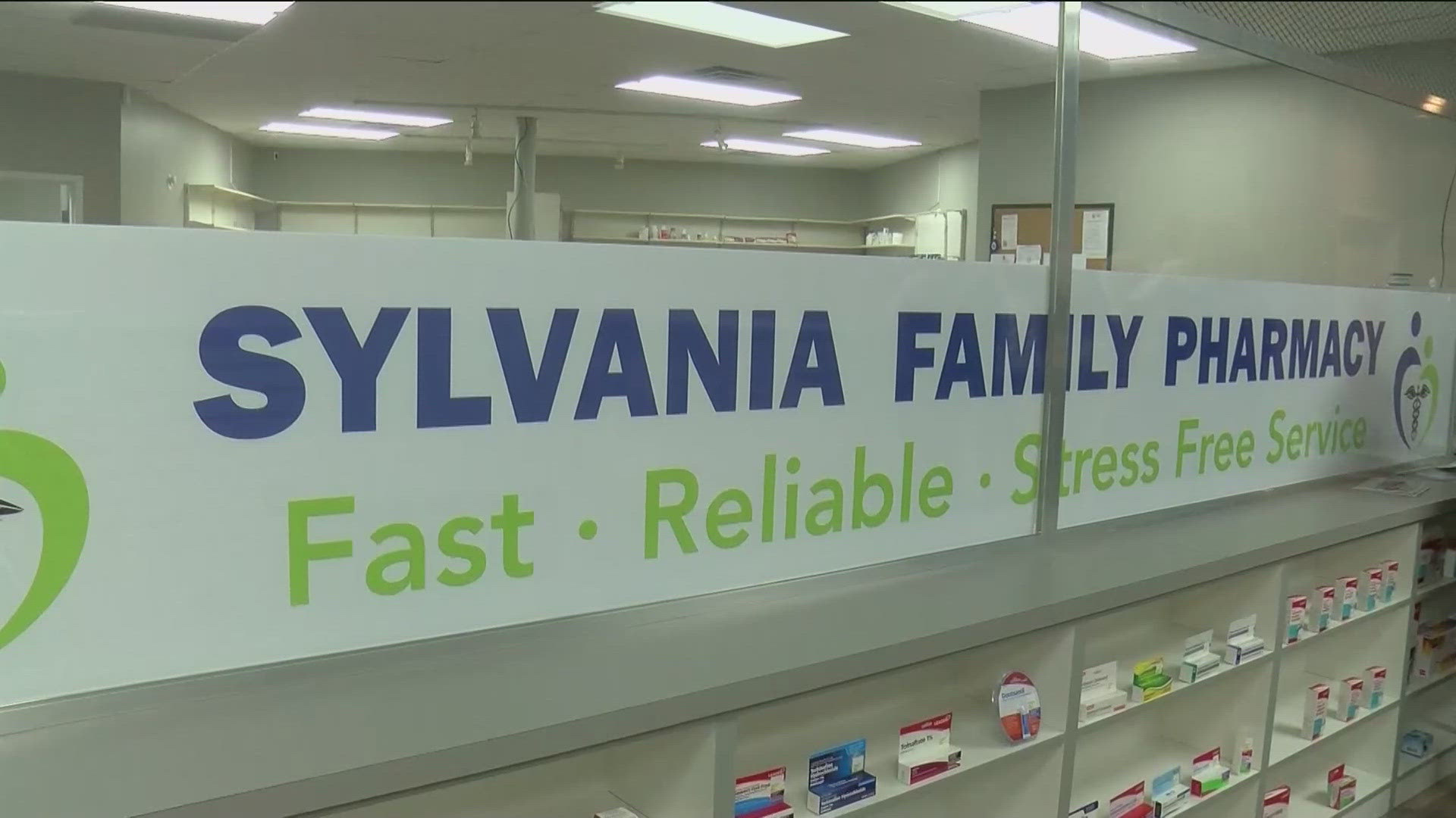 With the number of pharmacy options dropping in the city, Toledoans now have another option to obtain their pharmaceuticals.