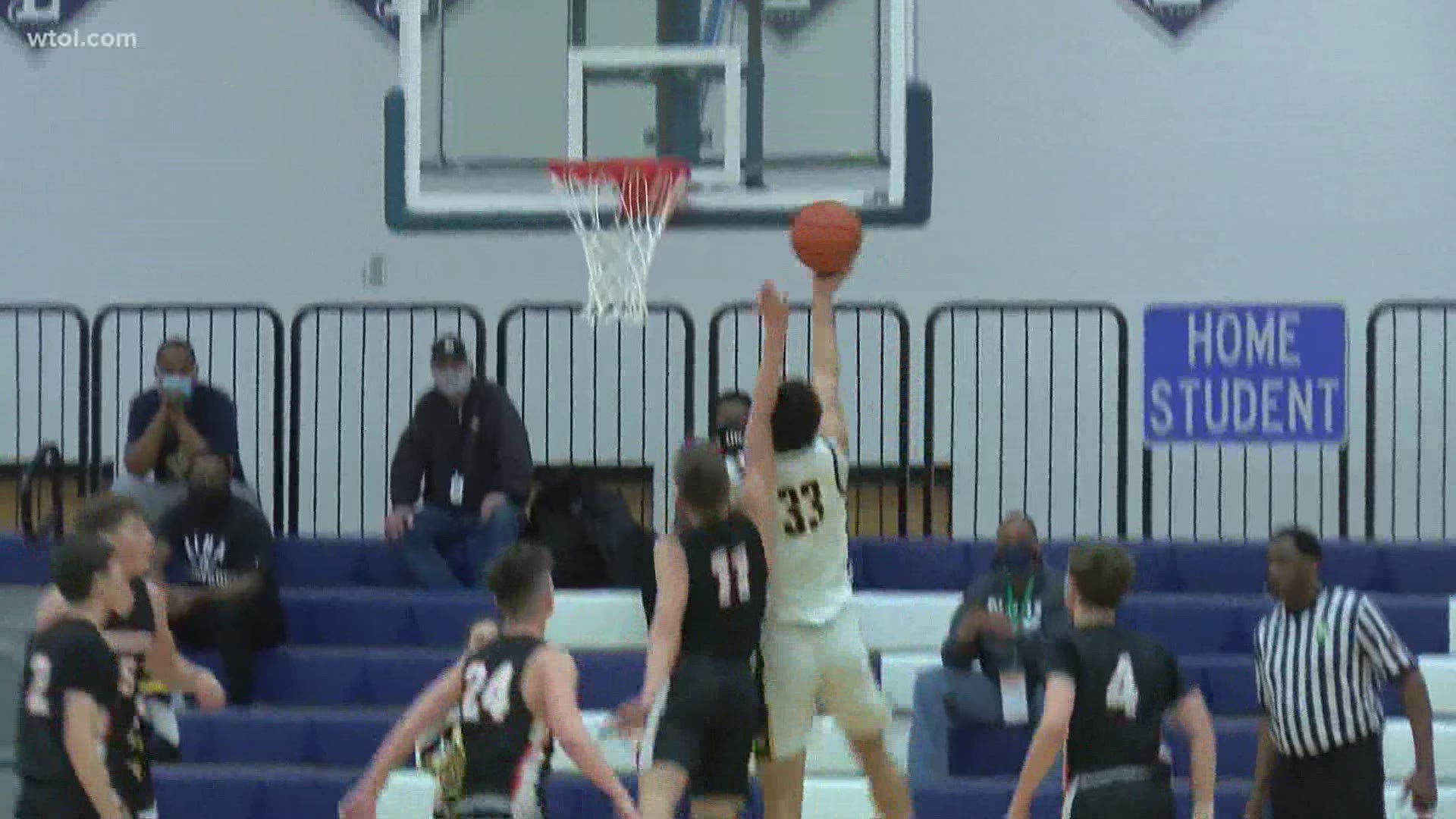 WTOL 11 Sports Director Jordan Strack brings you the highlights from the 2020-21 basketball season as playoffs continue across our area.