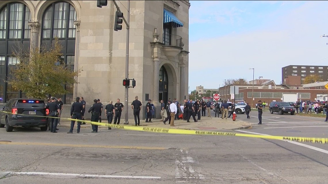 No charges for TPD officer who shot armed man; suspect indicted - Vimarsana News