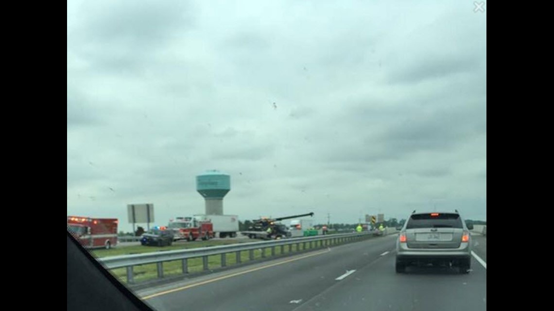 Man flown to hospital after crash on I-475 in Perrysburg | wtol.com