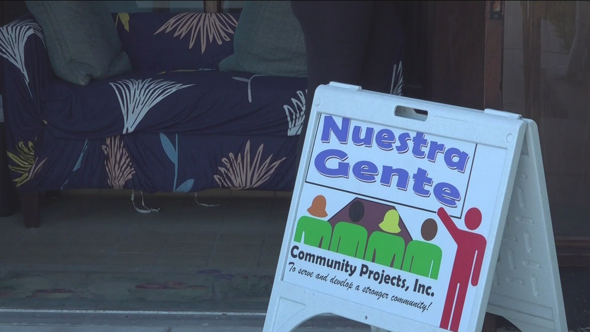 Every Thursday from 11 a.m. to 1 p.m., Nuestra Gente's food pantry serves around 90 people. But with no sidewalk, there are concerns for how people can get there.