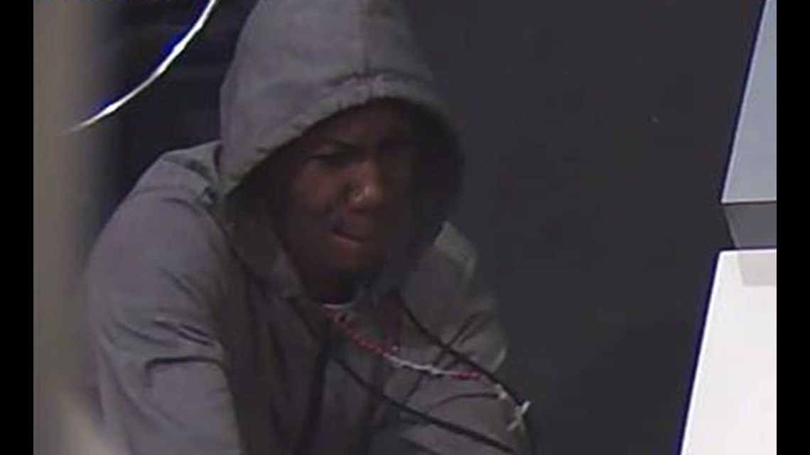 Thieves caught on camera stealing phones at Franklin Park Mall | wtol.com