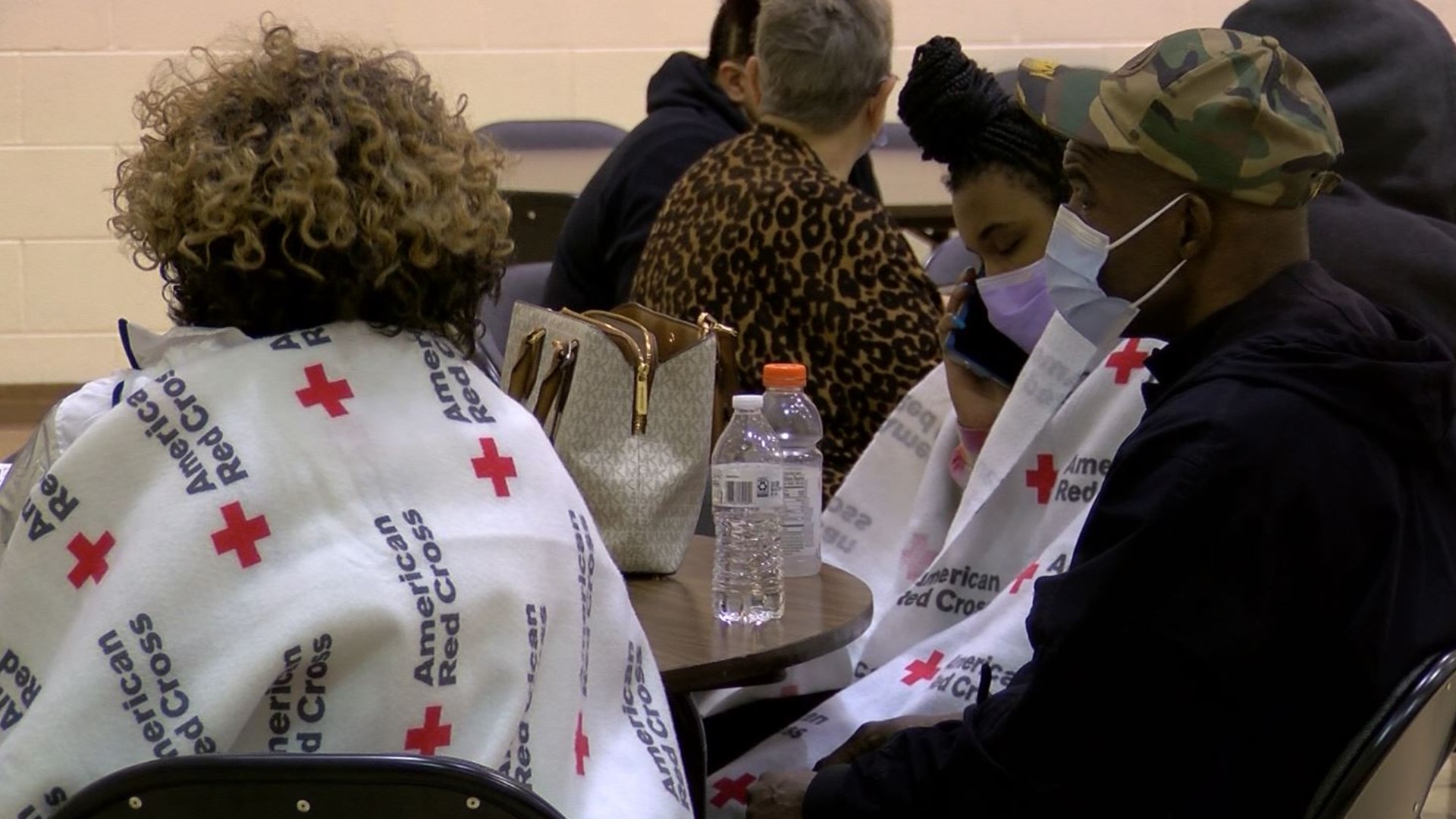 American Red Cross volunteers set up a pop-up shelter at Church of the Cross to help those displaced by the fire.