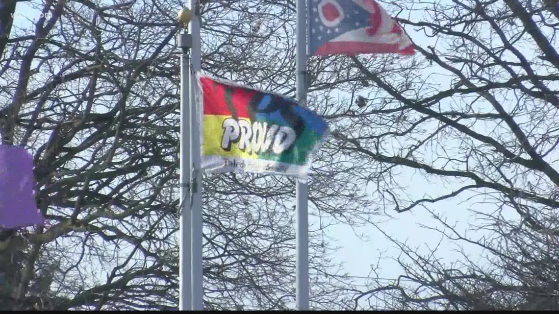 Man Spotted With Rifle Outside TPS School, Lockdown Followed | Wtol.com