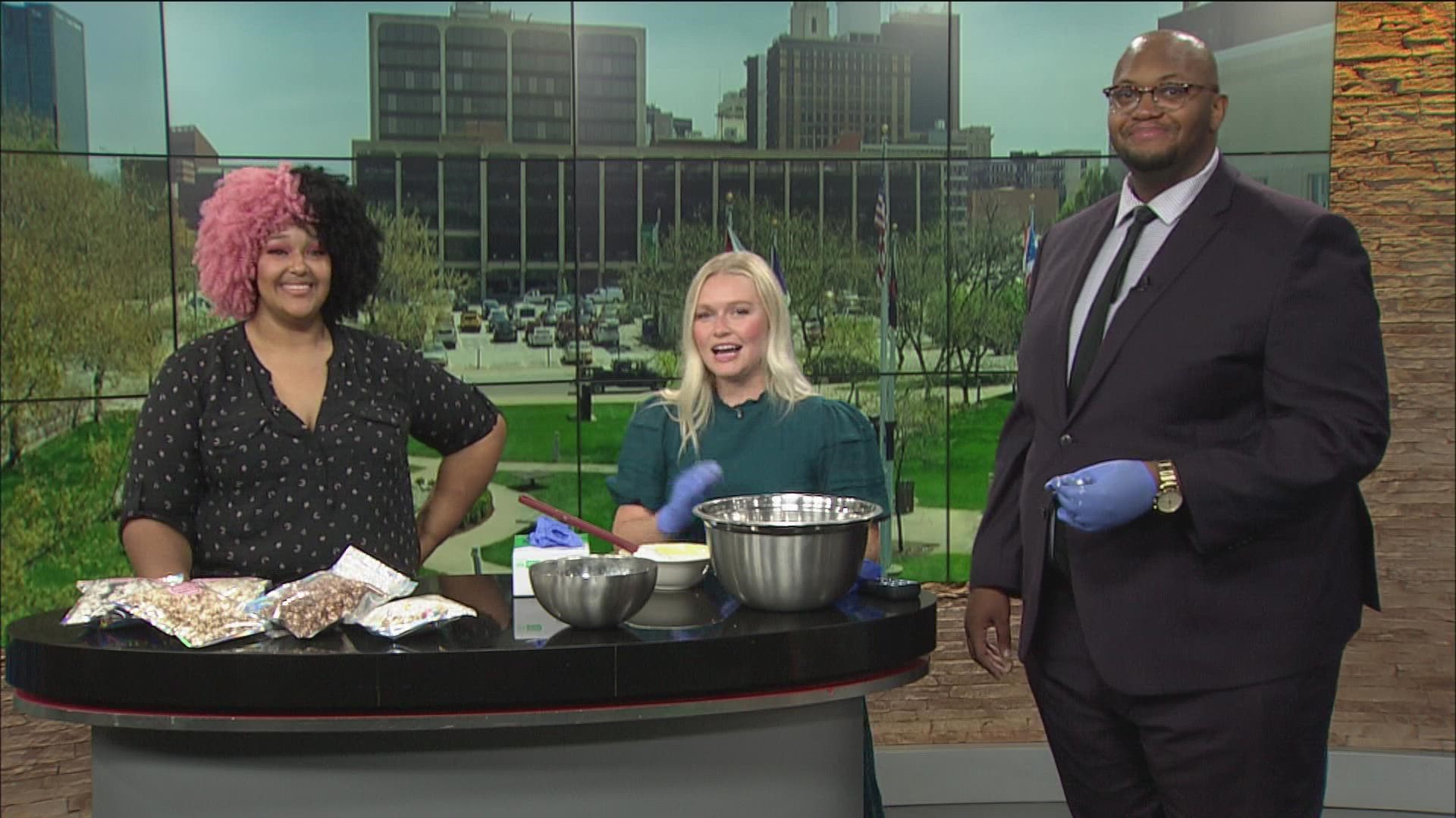 Lindsey Tucker, owner of Crumbs and Bites Bakery, joins WTOL 11 to show that making school snacks for your kids can be fun and easy!