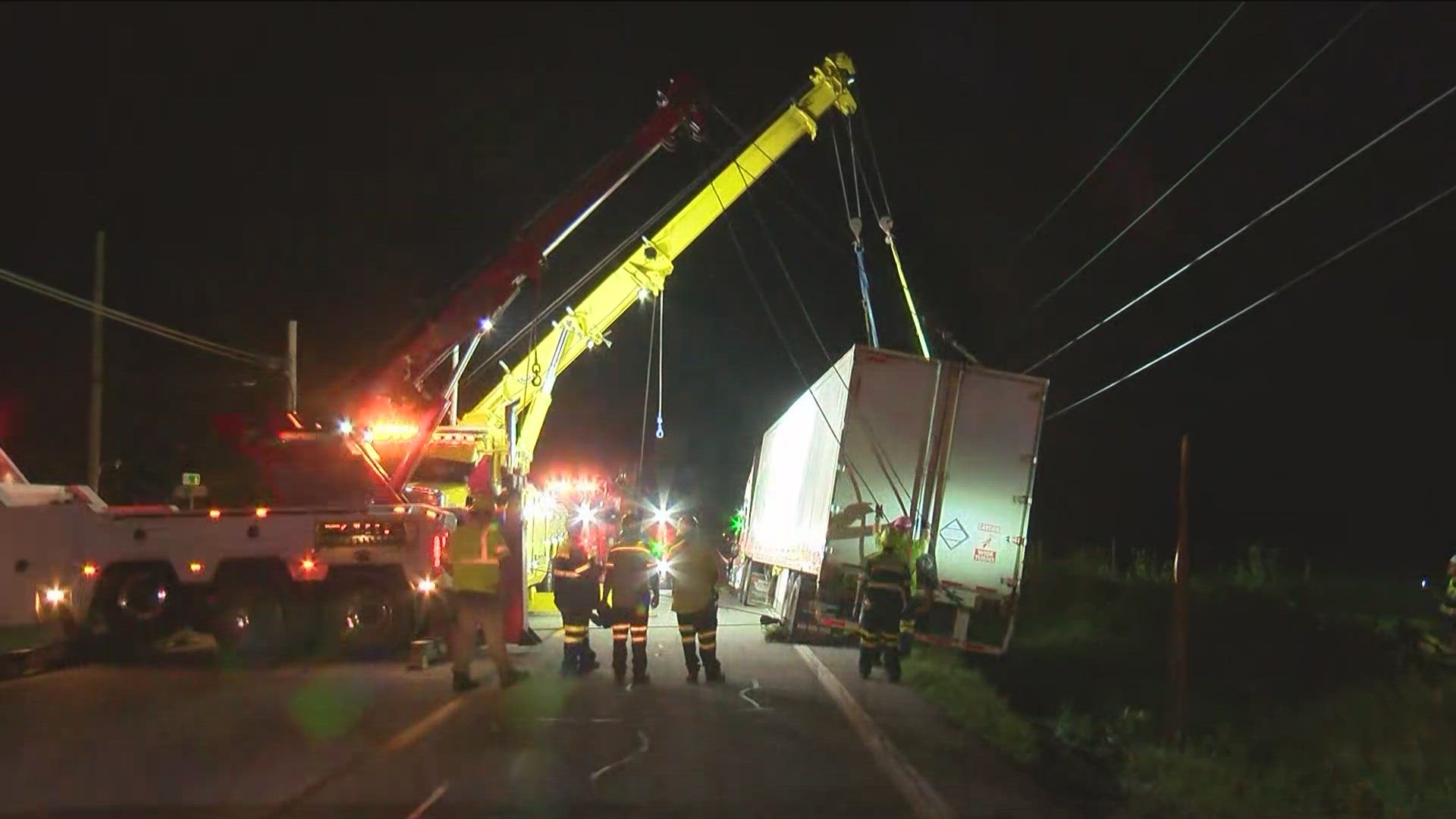 US 6 closed in Sandusky County due to semi truck rollover crash | wtol.com