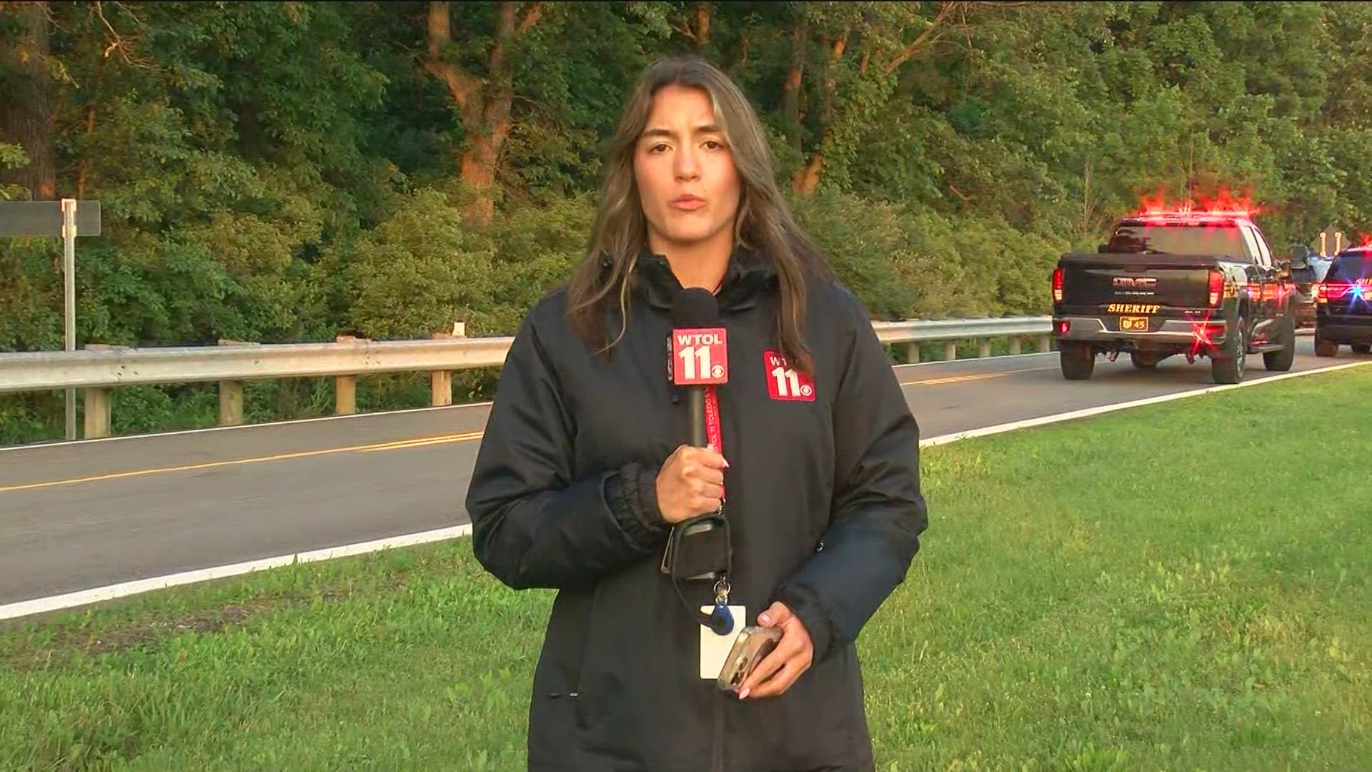 Crash under investigation in Wood County; heavy police presence on ...