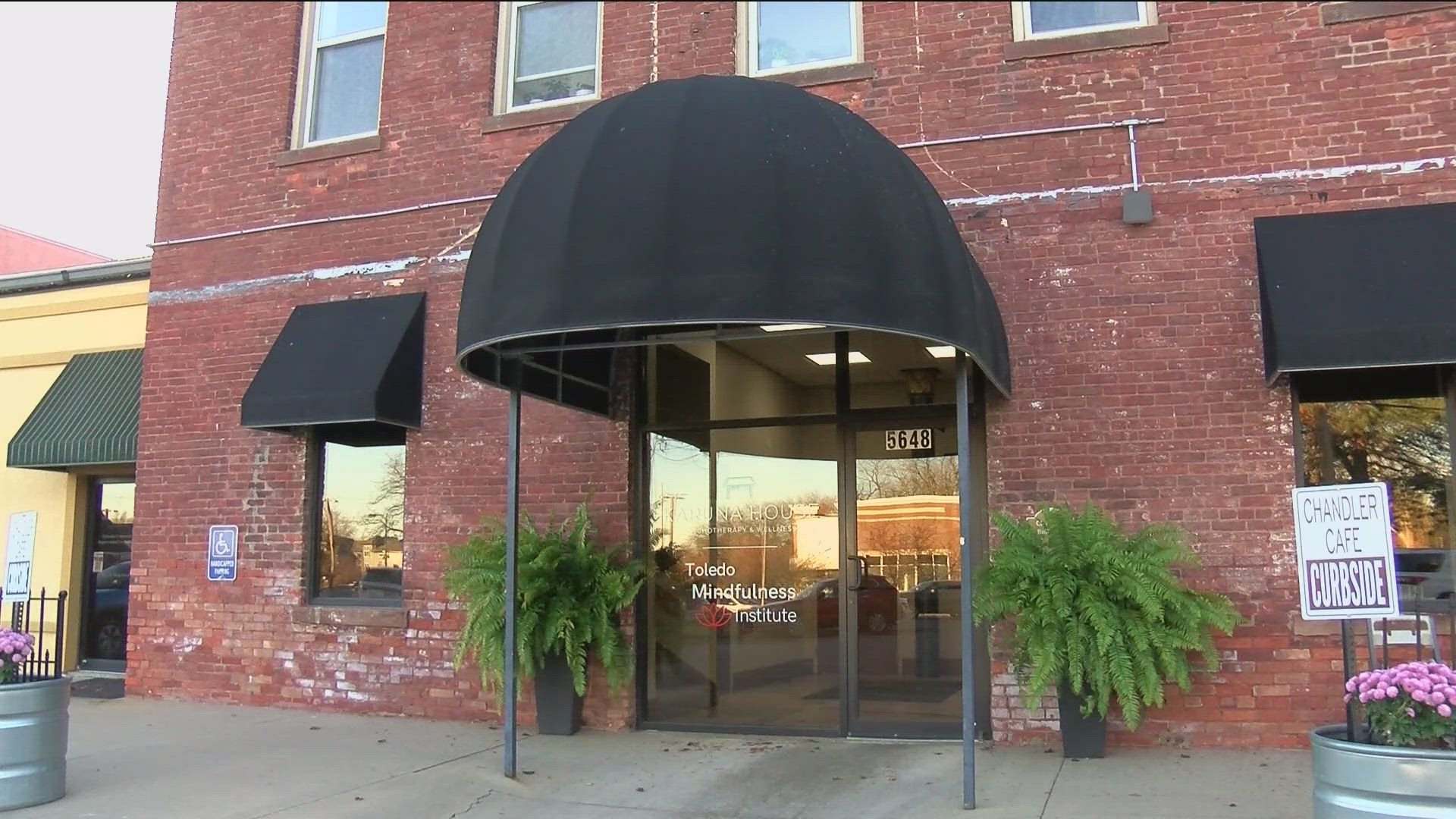 The business will have its ribbon cutting at 5:30 p.m. on Nov. 15 on Main Street behind the Chandler Cafe.