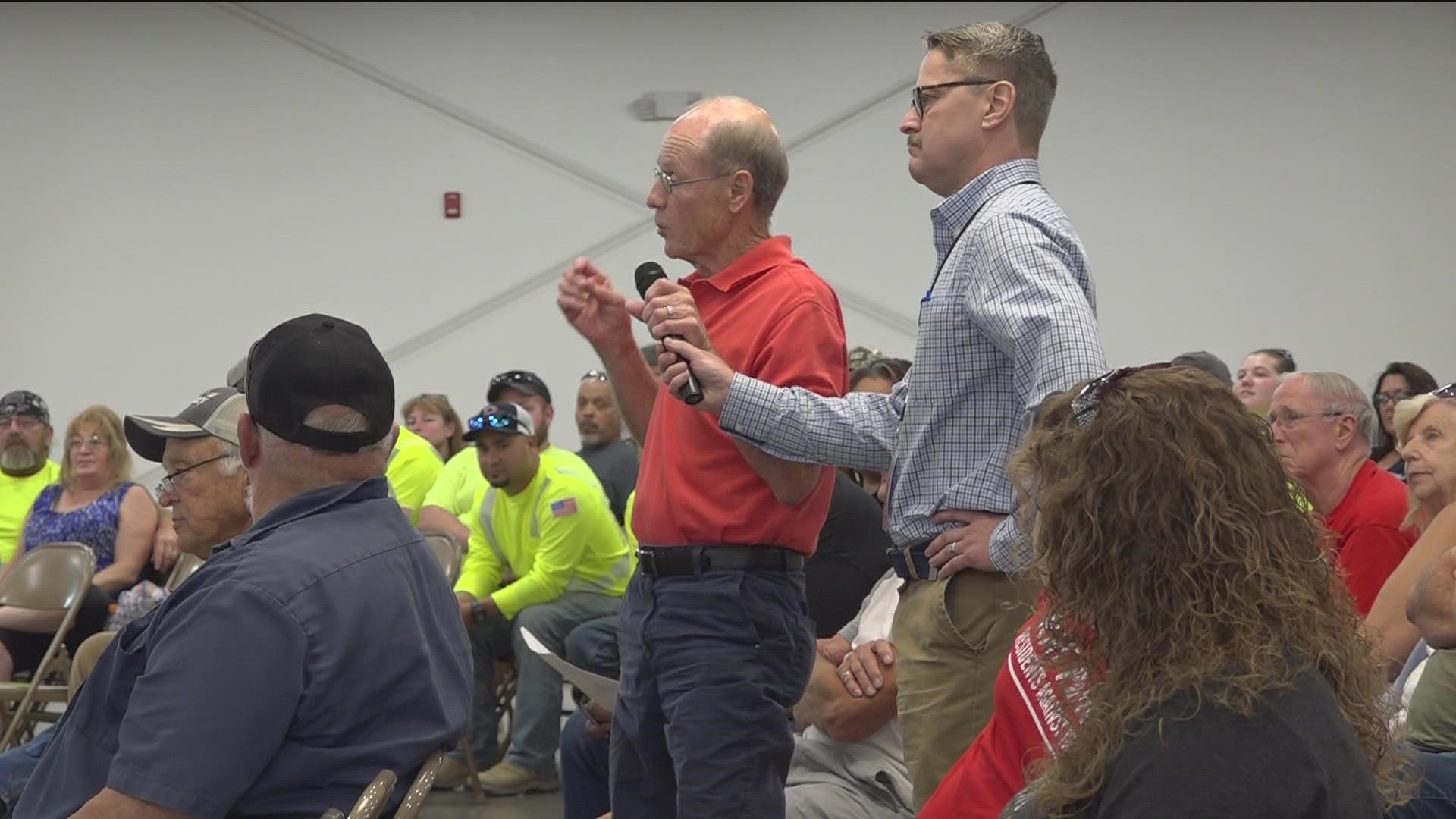 Residents of Fostoria, and those throughout Seneca and Hancock counties, protesters and Sunny Farms Landfill employees were all at tonight's Ohio EPA Air Pollution.