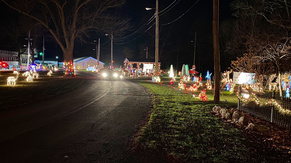 Holiday light displays in Fremont