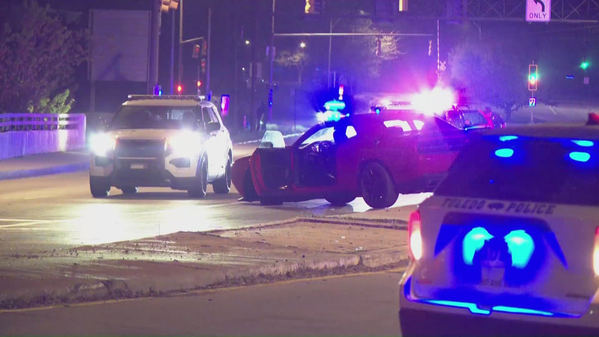 Three in custody after early morning police chase | wtol.com
