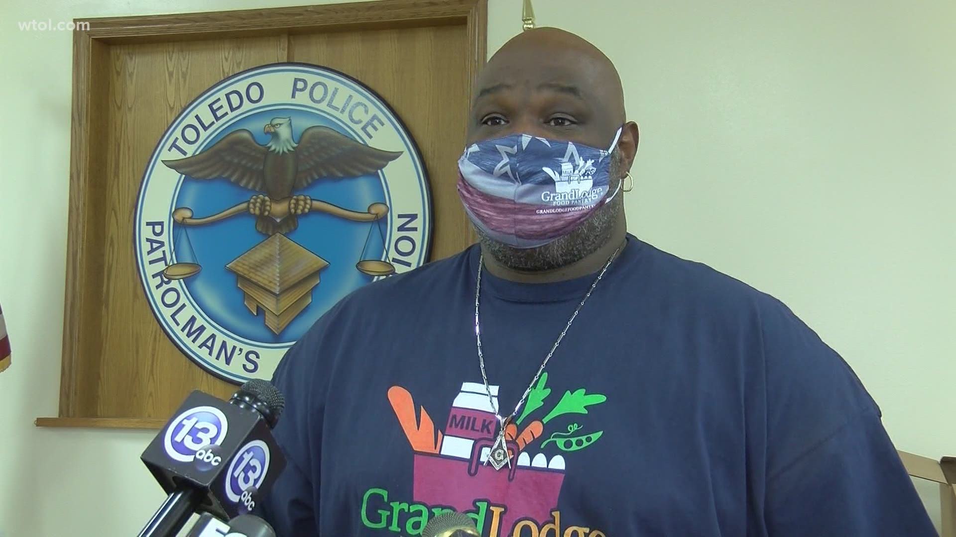 Grand Lodge has been distributing food boxes and supplies at the Toledo Police Patrolman Hall for the past 2 years and has been helping the community for decades.