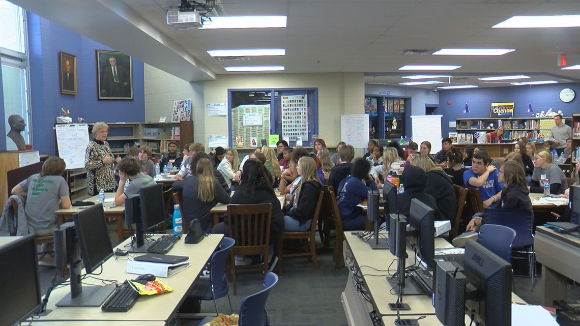 Oak Harbor and Woodward HS get the chance to connect - Vimarsana News