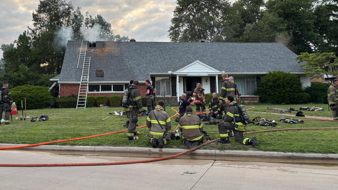 Fire damages home in west Toledo neighborhood on Saturday
