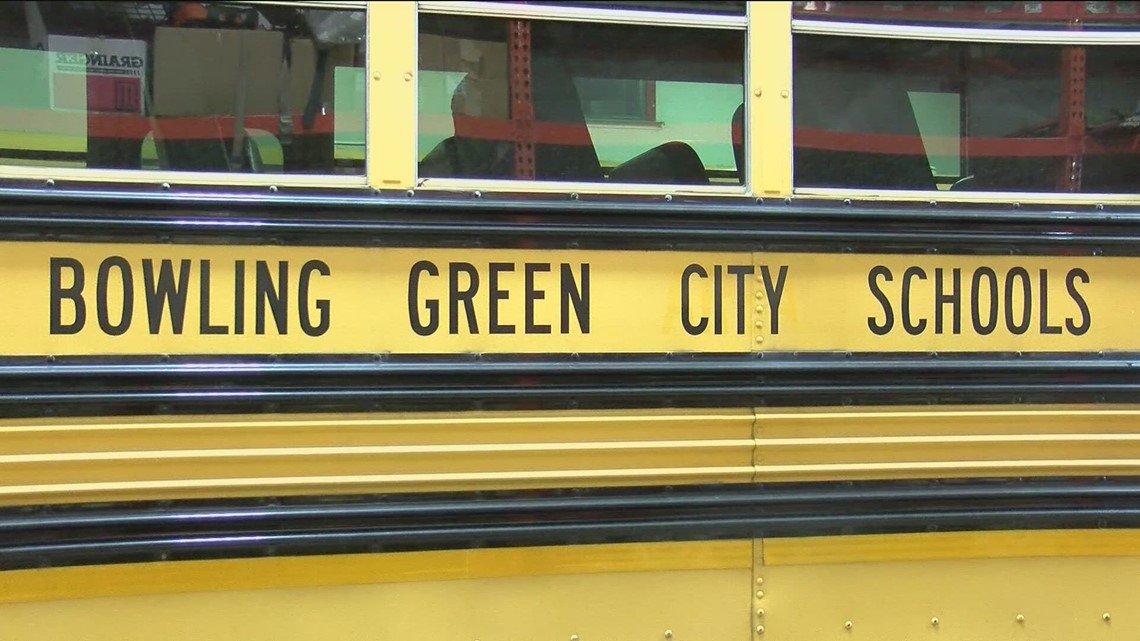 Bowling Green City Schools reports check thefts, fraudulent online