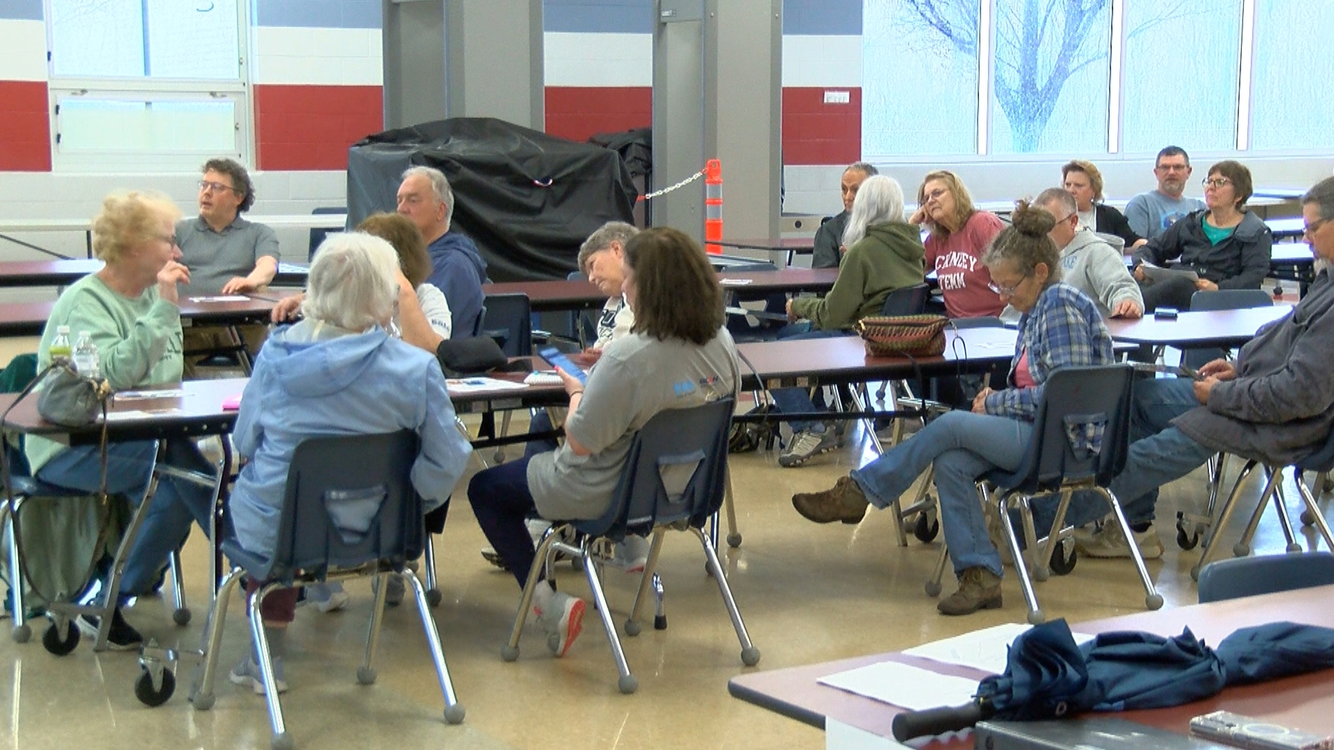 Toledoans voice safety, odor concerns as Arlington Avenue sewer project ...