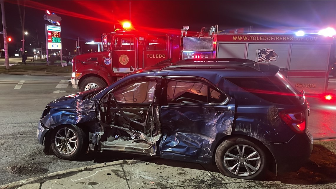 Two-vehicle crash on Byrne Road Tuesday evening - Vimarsana News