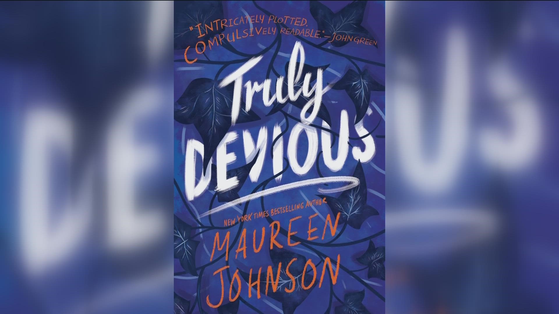 Young adult mystery author, Maureen Johnson, joins WTOL 11's Caylee Kirby and discusses her inspiration, upbringing, and her trilogy.