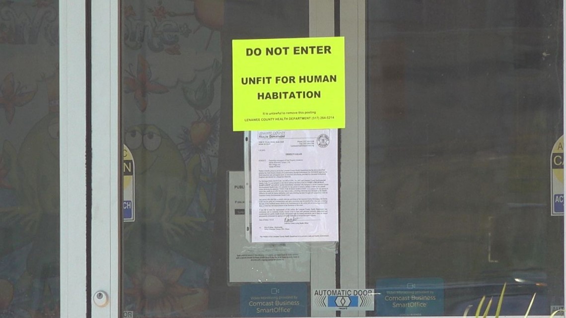Displaced residents from Adrian's Riverview Terrace Apartments | wtol.com
