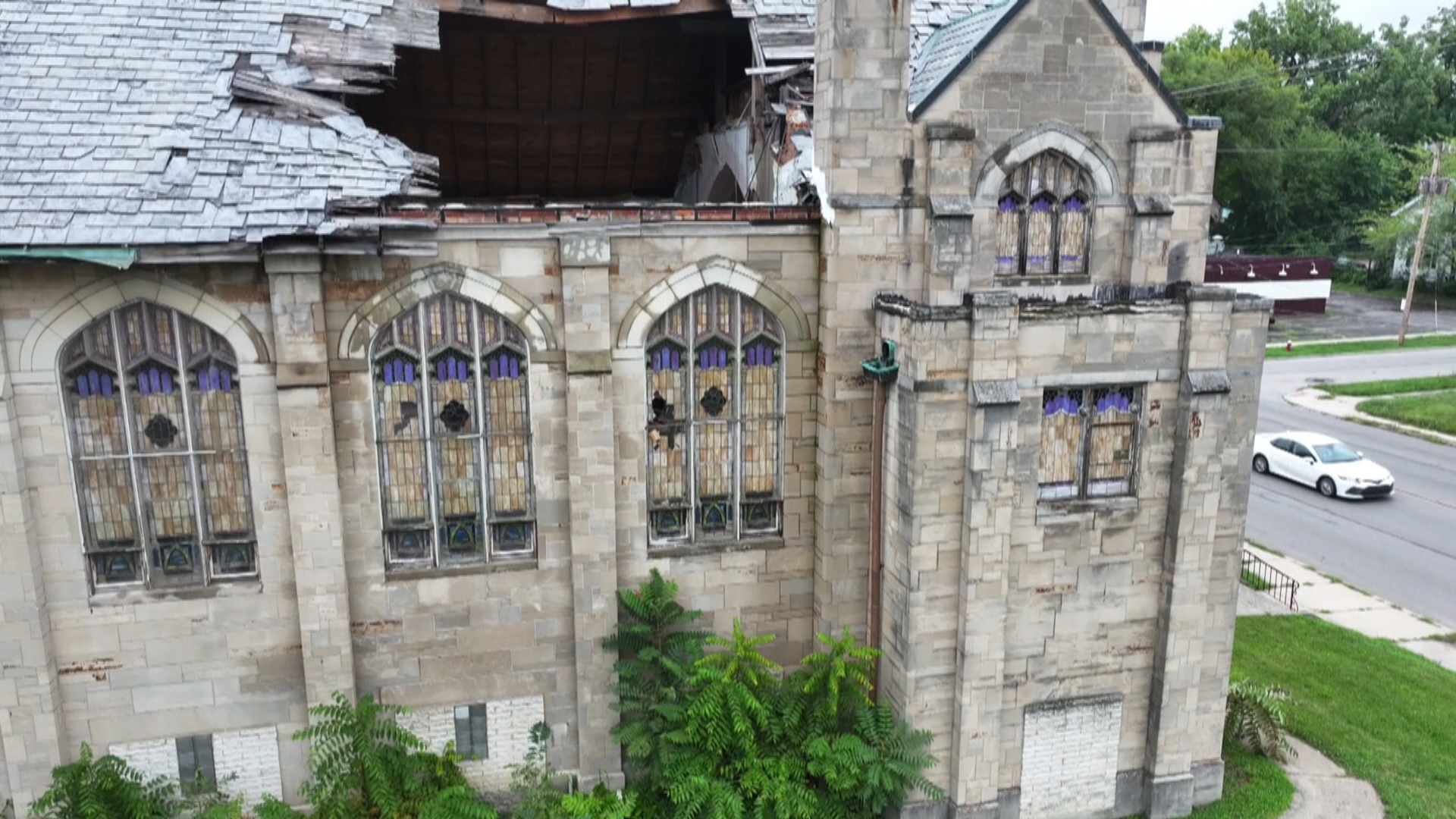 From house of worship to public nuisance: Abandoned Toledo church may have been used for illicit activities