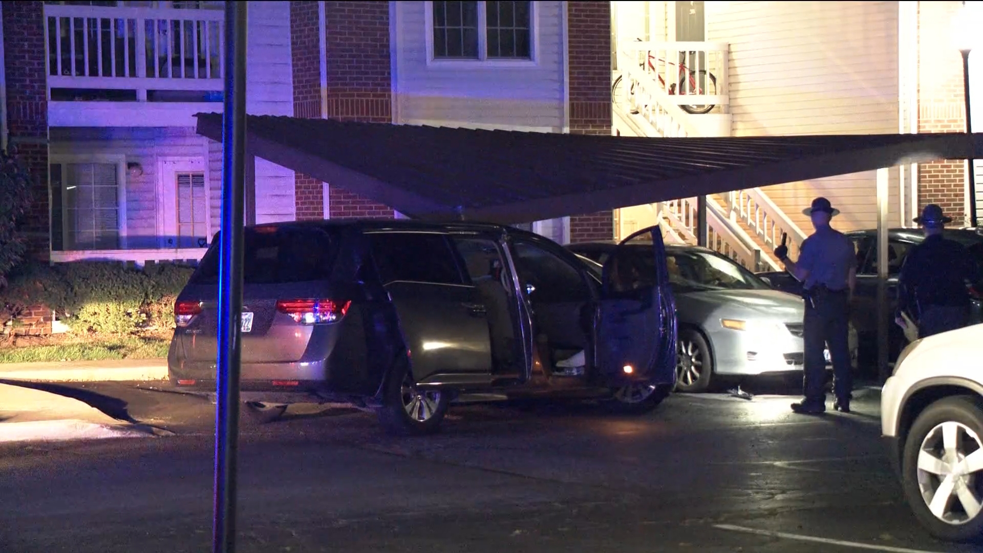 Driver hits multiple cars after leading troopers on chase through west ...