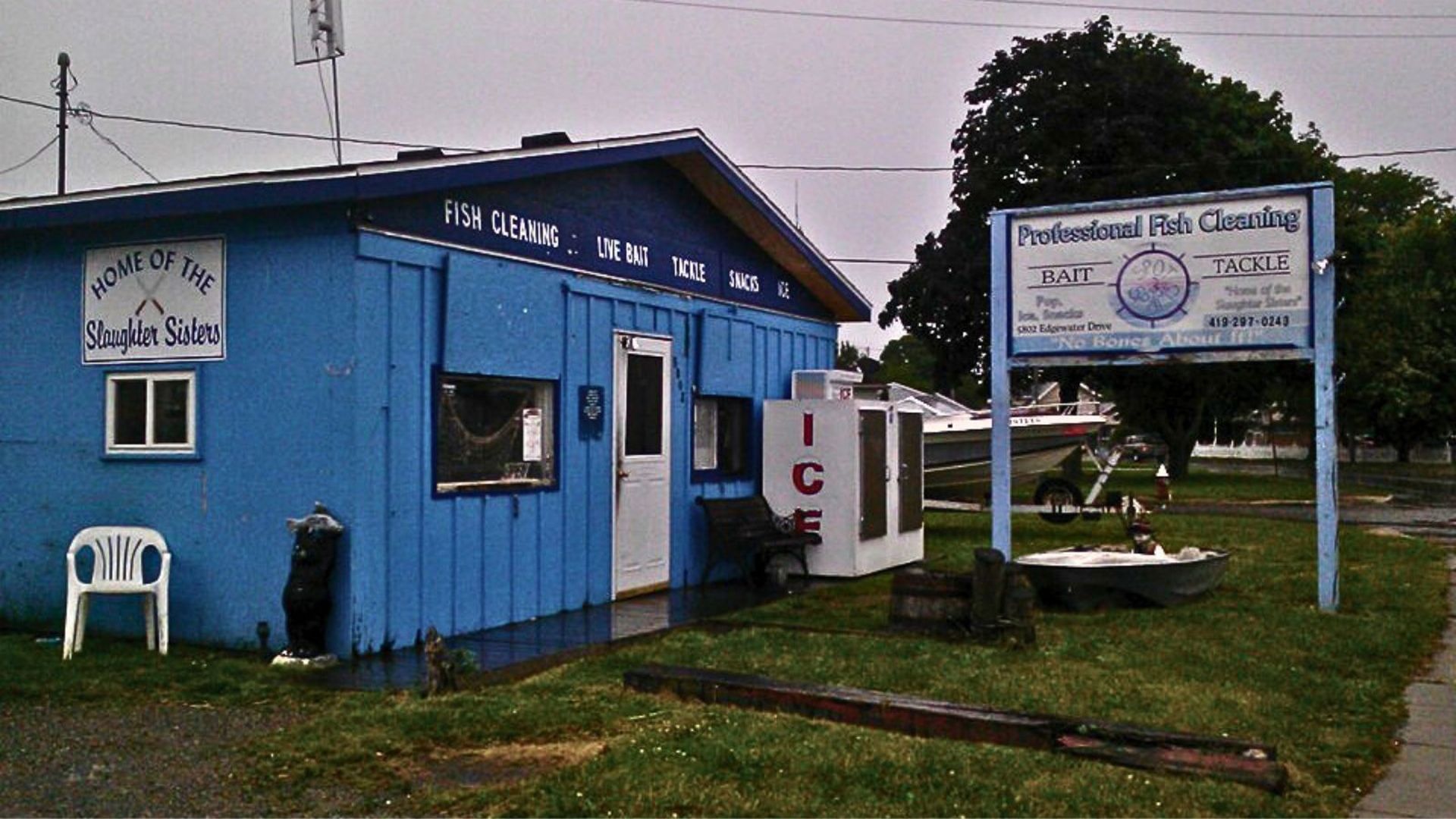 The longtime local business served generations of Toledo-area fishermen with bait, tackle and fishing advice near the shores of Lake Erie.