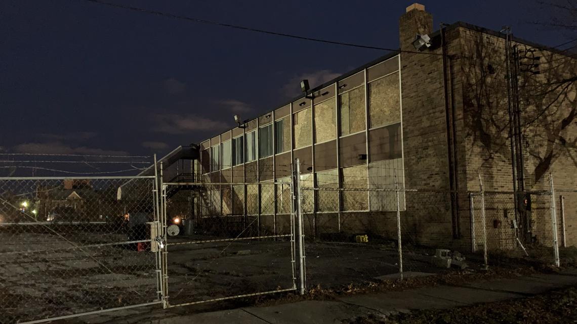 Owners of central Toledo 'eyesore' board up property - Vimarsana News