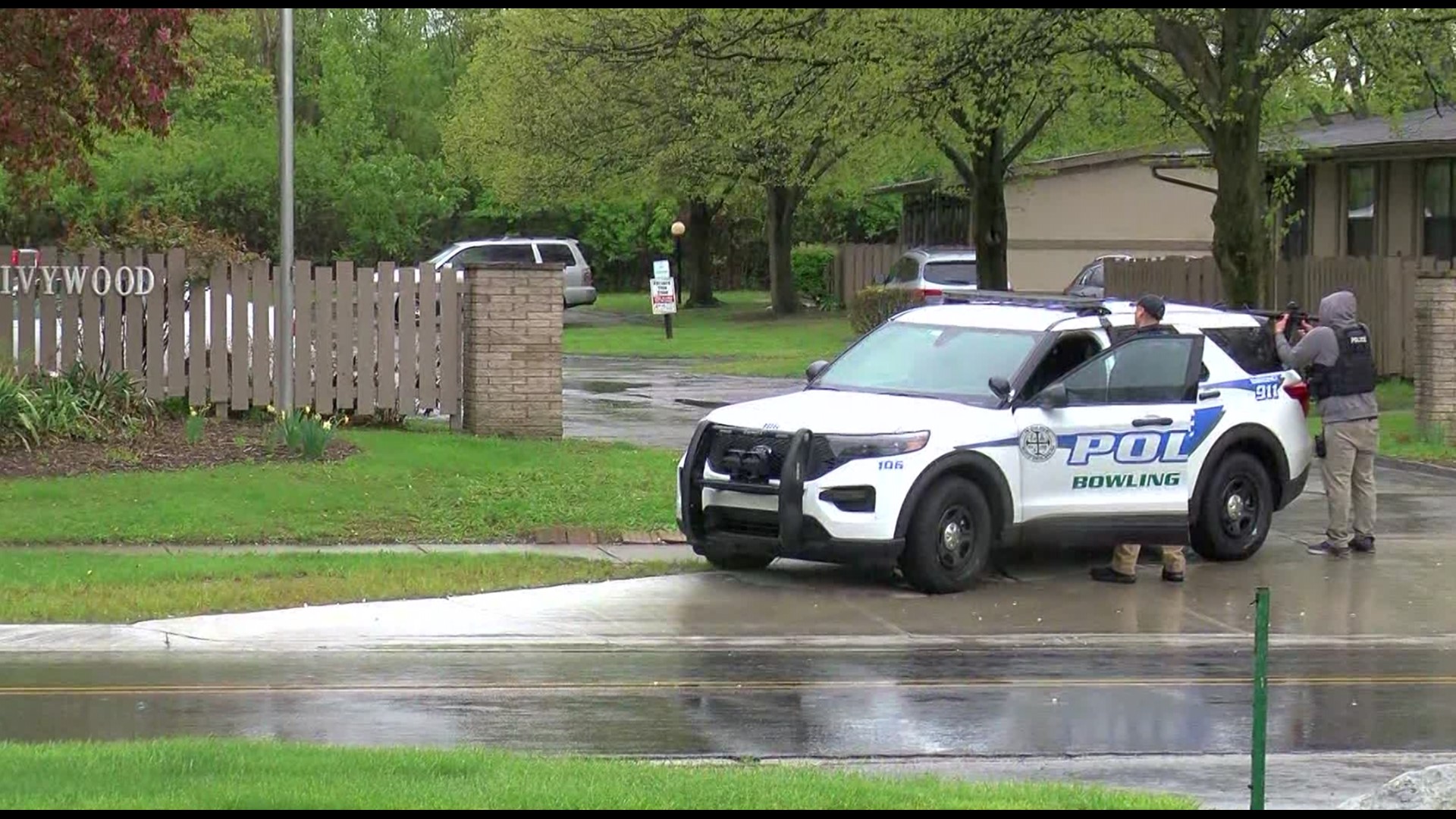 Bowling Green police find suspect dead after standoff