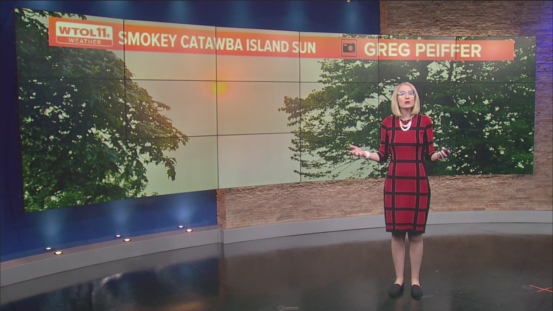 Why does the sunset sometimes appear redder than usual? WTOL 11 Meteorologist Diane Phillips breaks down the science.