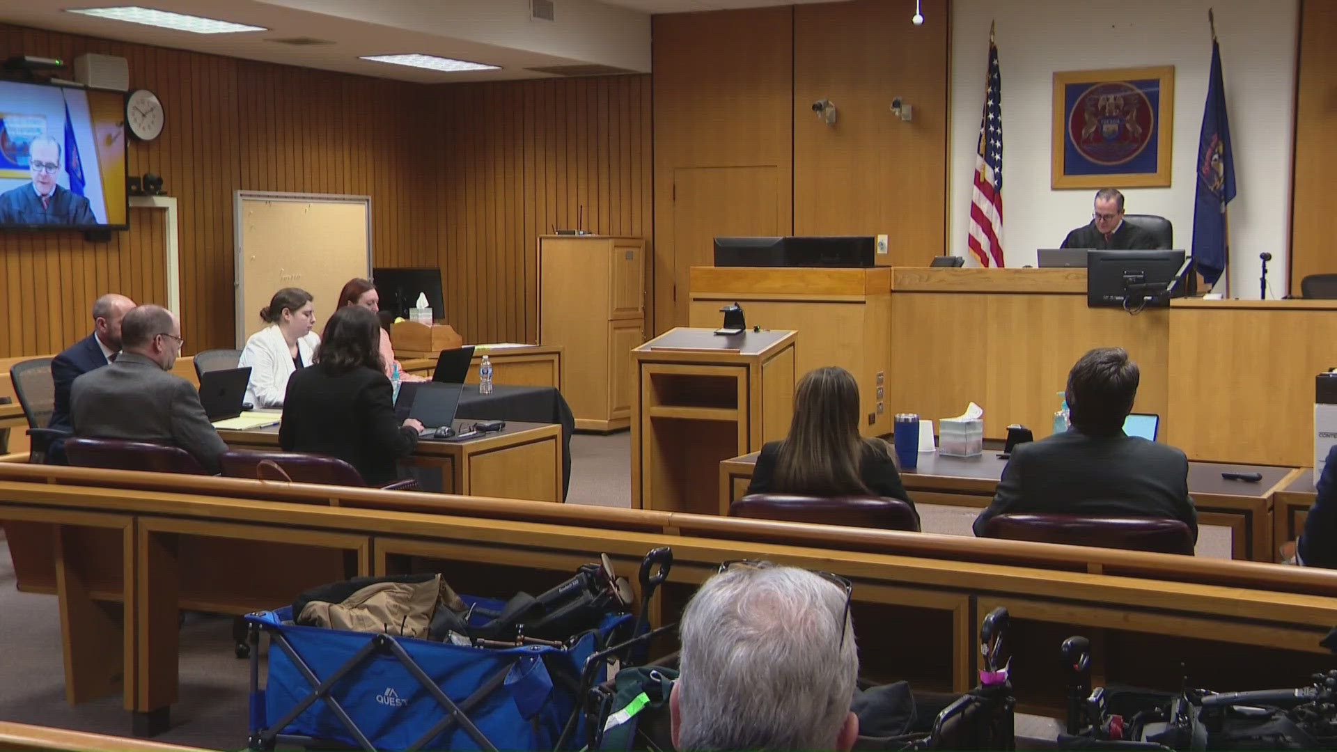 Jury deliberations halted in Dale Warner murder trial | wtol.com