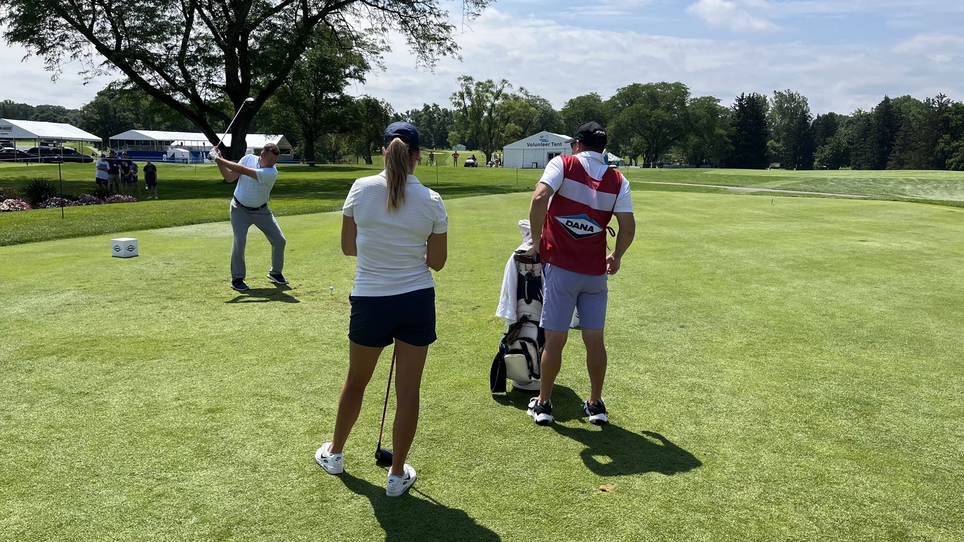 Volunteer walking scorers have vital role during Dana Open