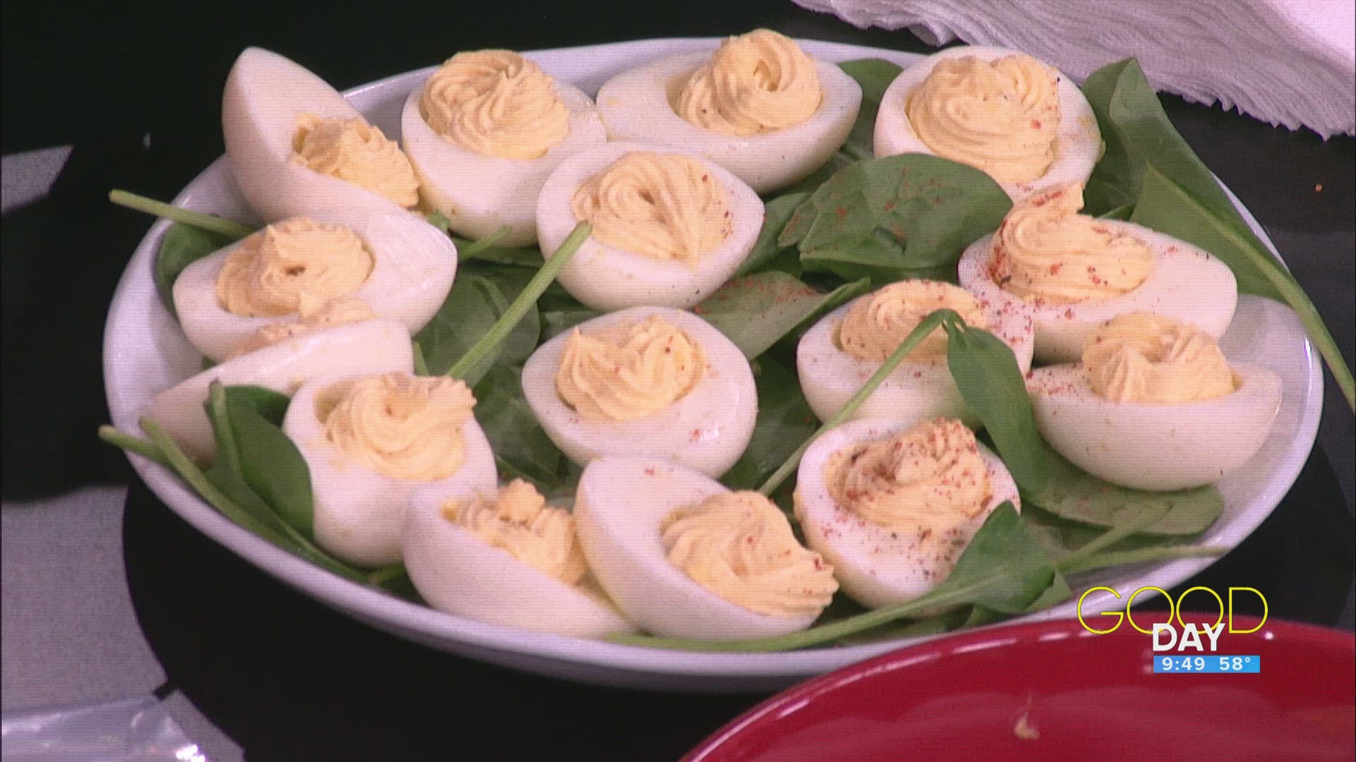 Chef Ella Dudek whips up some fabulous brunch to have during Mother's Day.