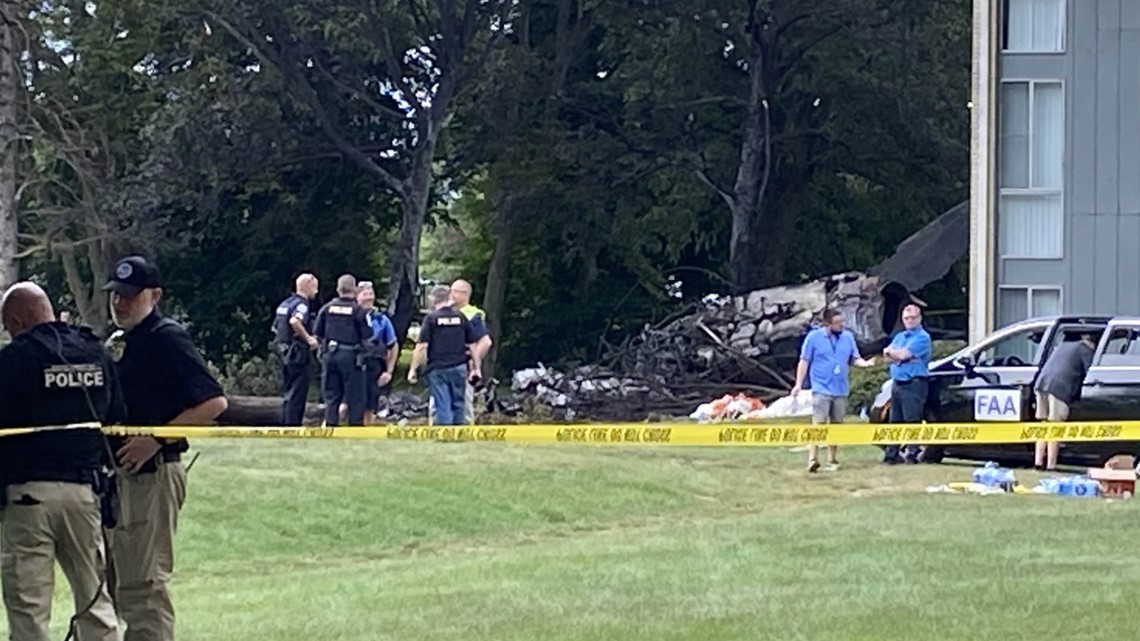 Jet crashes during Thunder over Michigan air show in Belleville