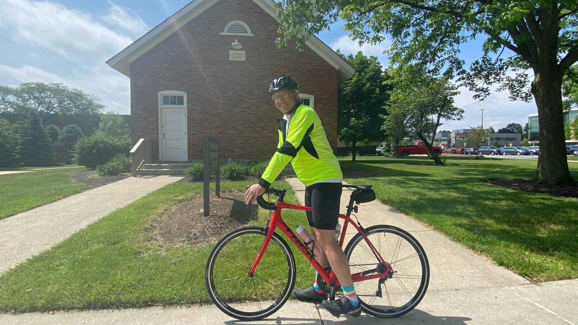 Chris Willis plans to stop in 51 school districts and while he's there, donate $1,000 of what he's raised along the way.