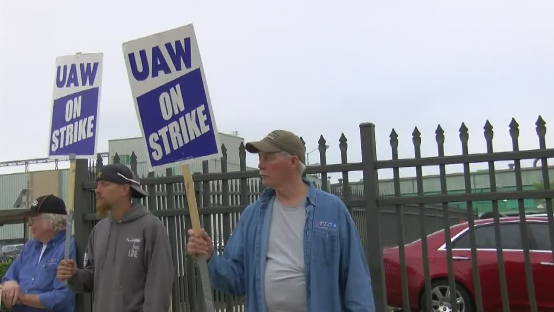 Thursday marks day four of UAW members of GM being off the assembly line and on the picket line. Now, Jeep workers also join them on the line in a show of solidarity