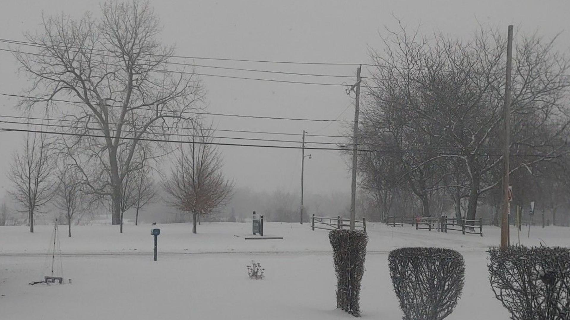 PHOTOS: Winter storm blankets northwest Ohio, southeast Michigan in ...