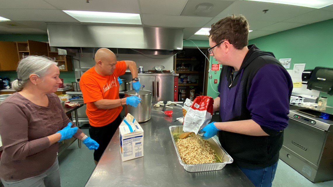 Stonebridge Church preparing to serve 2,000 free meals on Thanksgiving in Findlay - Vimarsana News