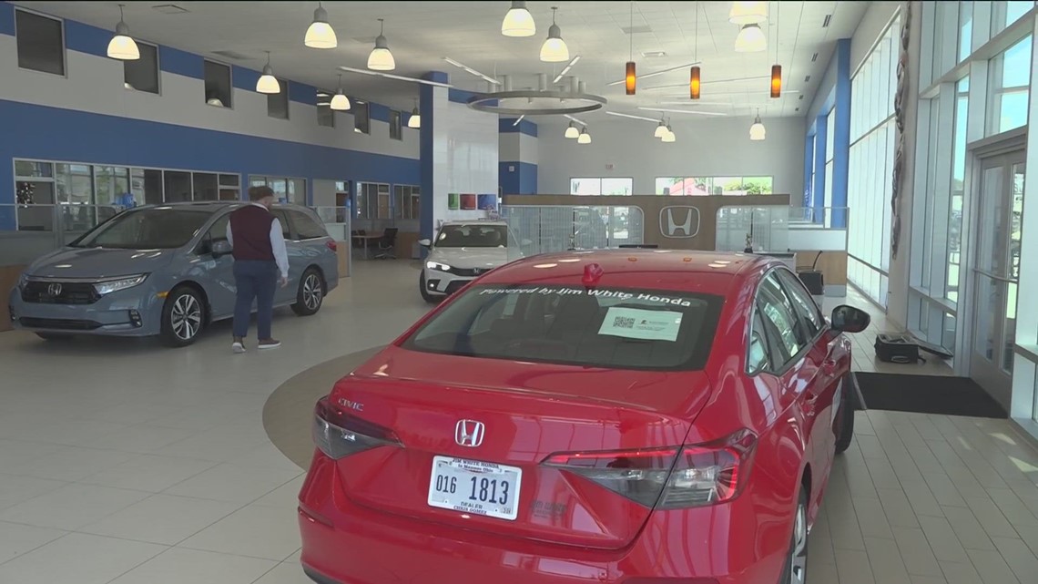 Grab your keys: Car dealerships gear up for busy Memorial Day Weekend